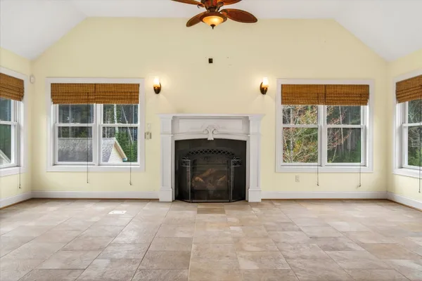 $694,900 | 38 Paradise Lane, Mount Holly, VT 05758