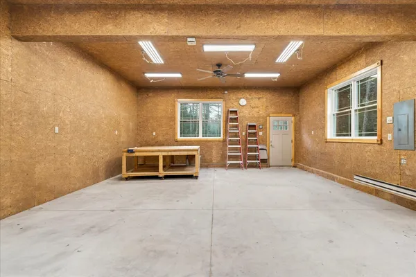 $694,900 | 38 Paradise Lane, Mount Holly, VT 05758