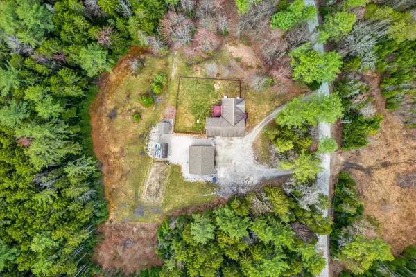 $694,900 | 38 Paradise Lane, Mount Holly, VT 05758