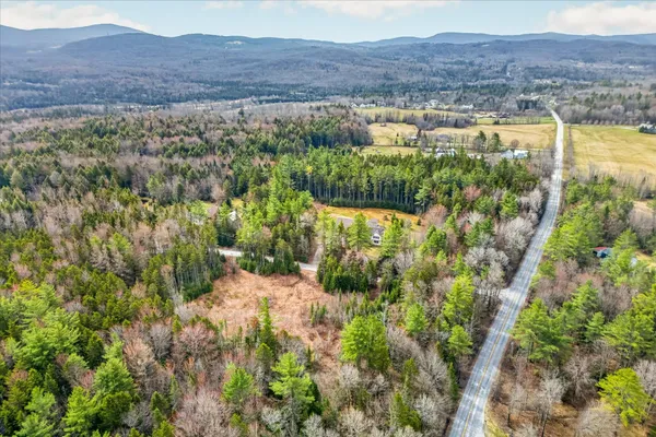 $694,900 | 38 Paradise Lane, Mount Holly, VT 05758