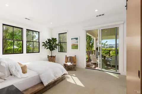 $3,650,000 | 6476 Red Winery Road, Geyserville, CA 95441