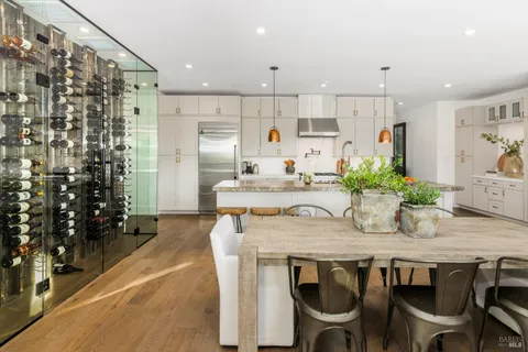 $3,650,000 | 6476 Red Winery Road, Geyserville, CA 95441