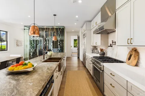 $3,650,000 | 6476 Red Winery Road, Geyserville, CA 95441