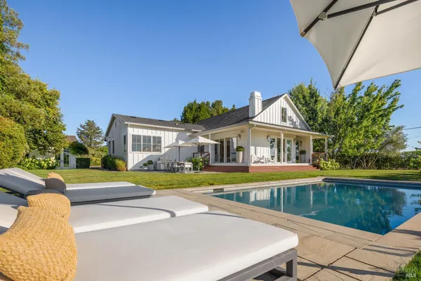 $3,650,000 | 6476 Red Winery Road, Geyserville, CA 95441