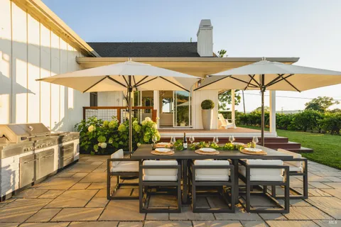 $3,650,000 | 6476 Red Winery Road, Geyserville, CA 95441