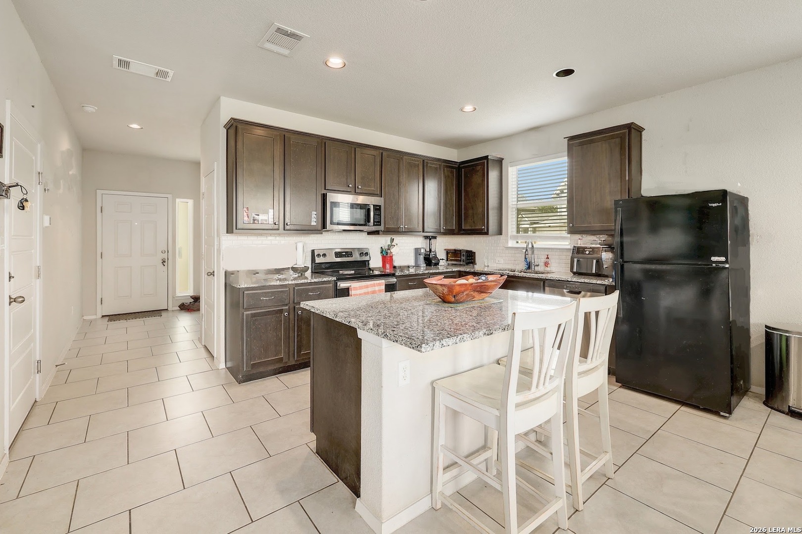 204 West Point Way Elgin, TX 78621 - Photo 5 of 20 Gallery Image 5