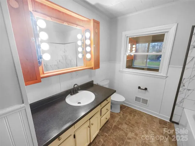 $320,000 | 2009 Hickory Grove Road, Gastonia, NC 28056