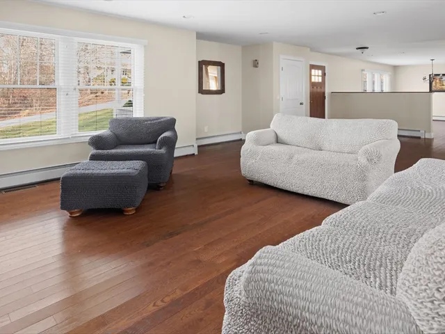 $939,900 | 5 Fletcher Drive, Westerly, RI 02891