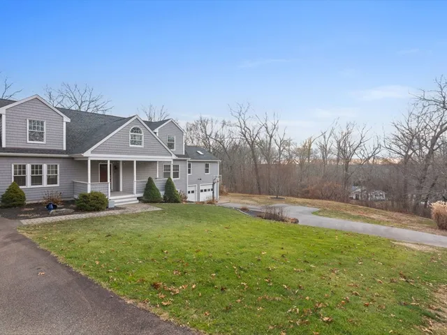 $939,900 | 5 Fletcher Drive, Westerly, RI 02891
