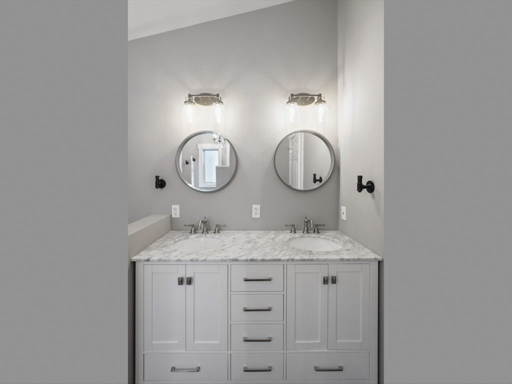 5 Fletcher Drive Westerly, RI 02891 - Photo 32 of 48