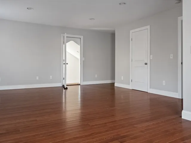 $939,900 | 5 Fletcher Drive, Westerly, RI 02891