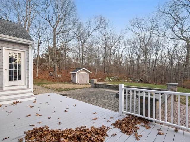 $939,900 | 5 Fletcher Drive, Westerly, RI 02891