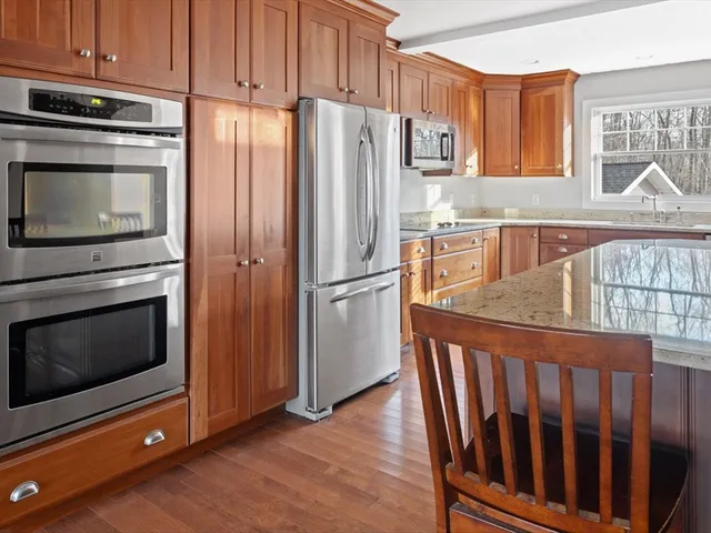 $939,900 | 5 Fletcher Drive, Westerly, RI 02891