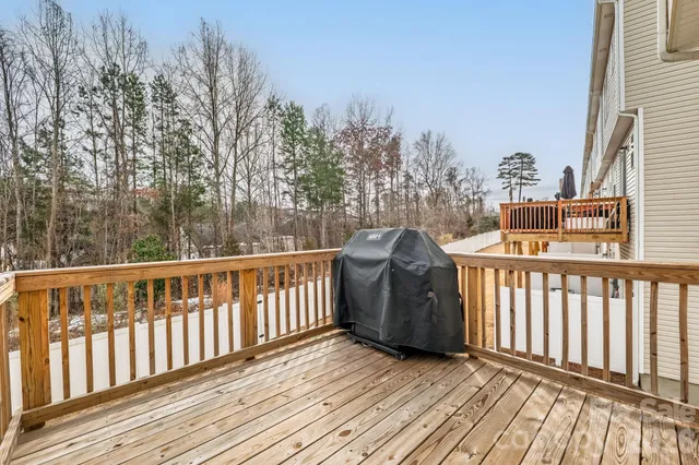 $345,000 | 1230 Keydet Drive, Unit 31, Charlotte, NC 28216