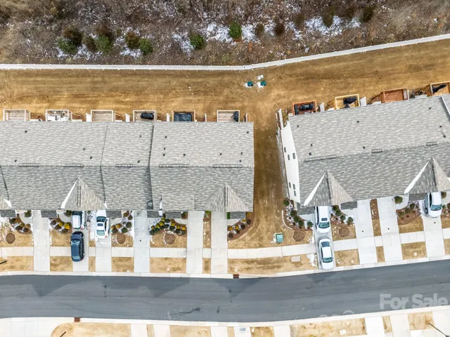 $345,000 | 1230 Keydet Drive, Unit 31, Charlotte, NC 28216