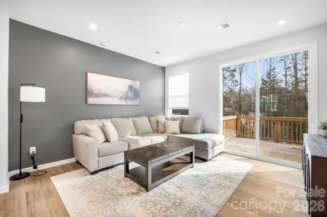 $345,000 | 1230 Keydet Drive, Unit 31, Charlotte, NC 28216