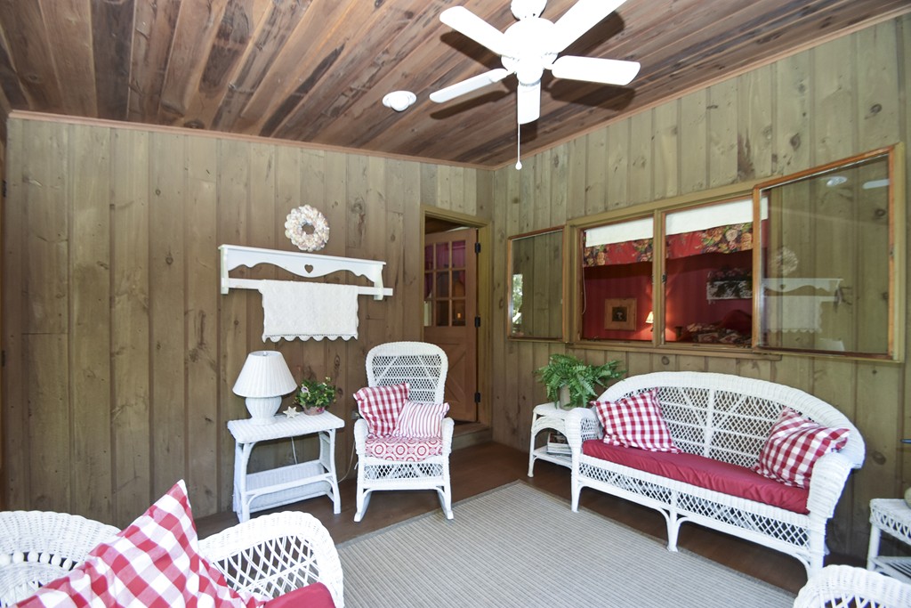 17 Mayfield Road Auburn, MA 01501 - Photo 20 of 25 Gallery Image 20