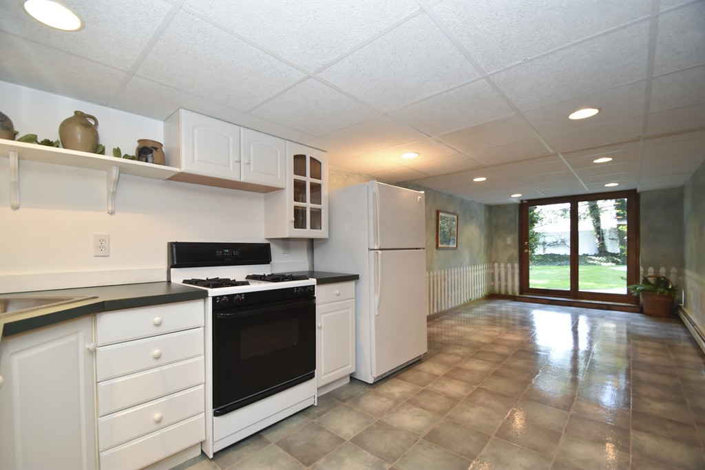 17 Mayfield Road Auburn, MA 01501 - Photo 21 of 25 Gallery Image 21