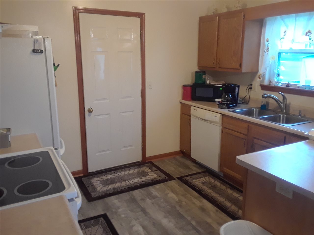 612 West Liberty Street Butler, IN 46721 - Photo 7 of 23