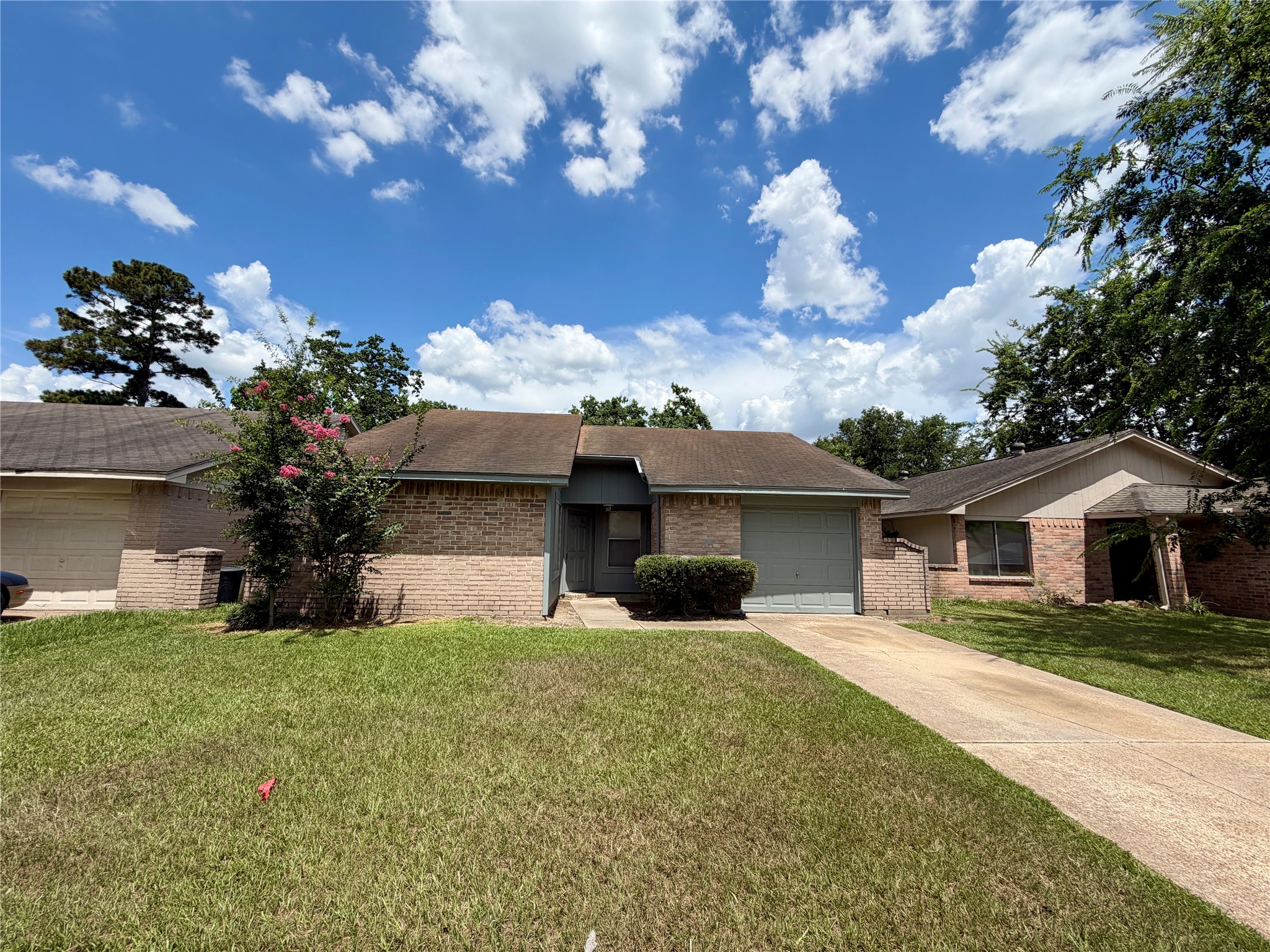 12618 Ridgelow Lane Houston, TX 77070 - Photo 2 of 14