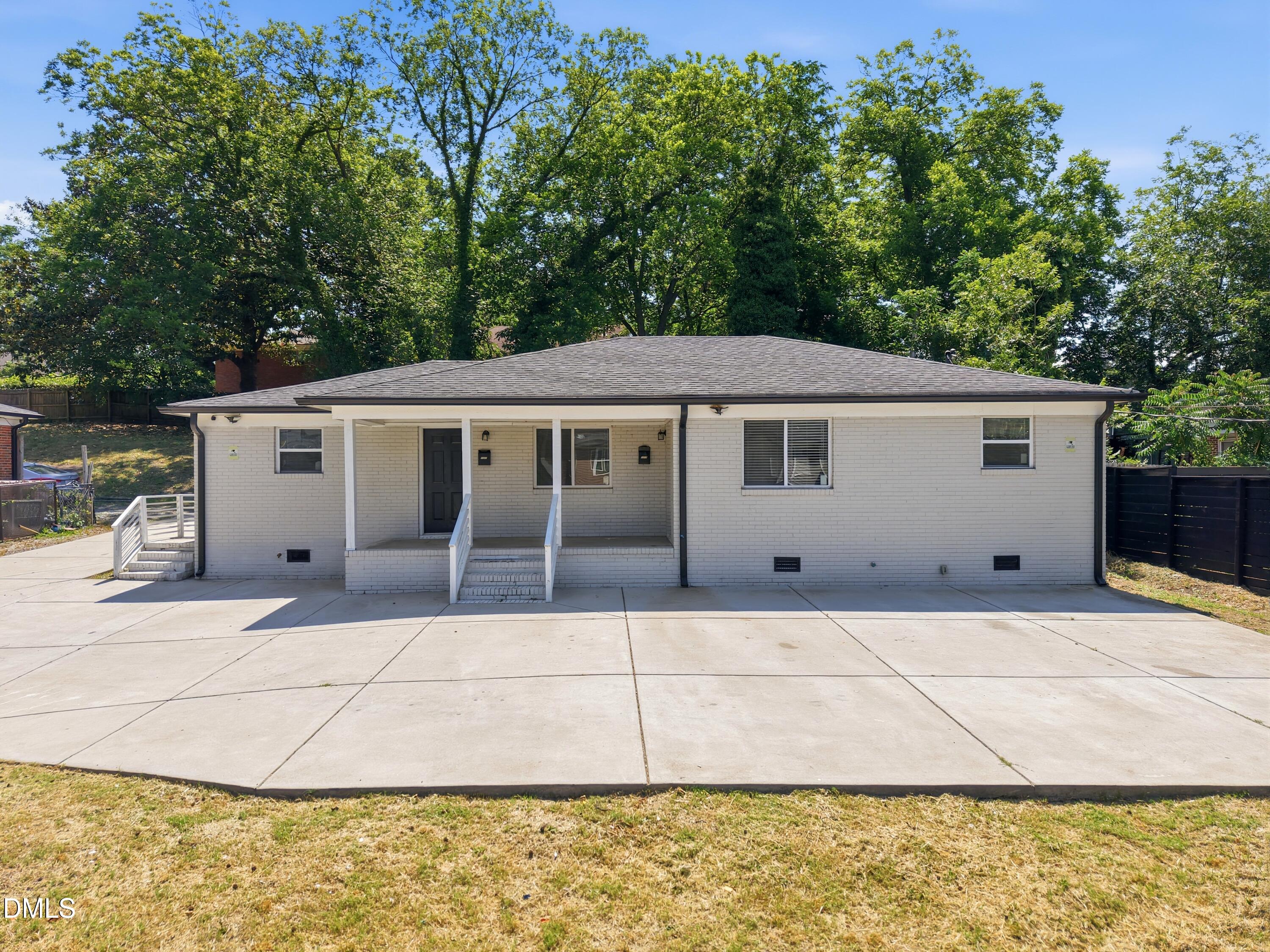 1007 Grant Street Durham, NC 27701 - Photo 1 of 45