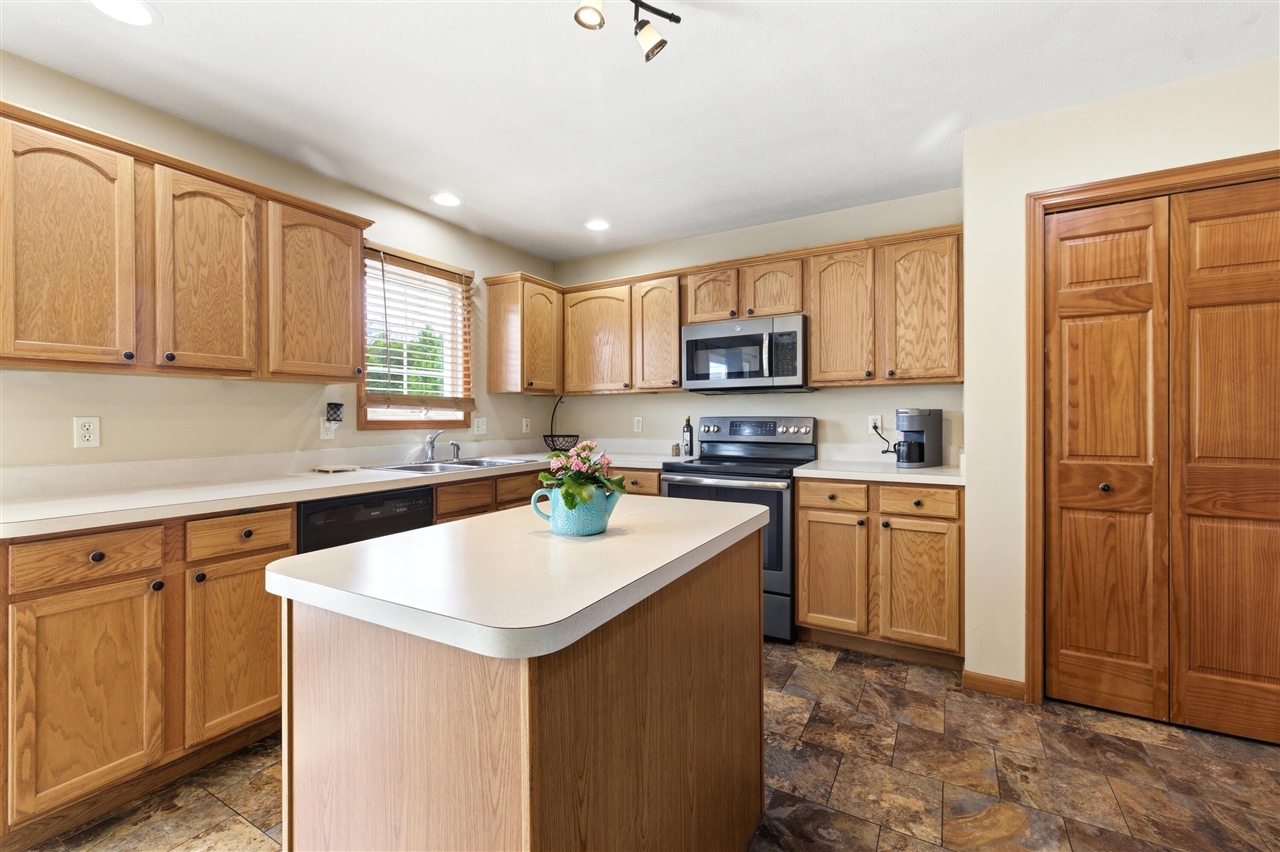 11226 Snow Road Bridgman, MI 49106 - Photo 14 of 42 Gallery Image 14
