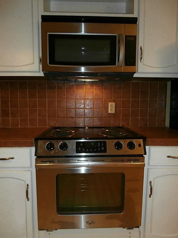 6401 Deihl Road, Unit 905 Houston, TX 77092 - Photo 3 of 30 Gallery Image 3