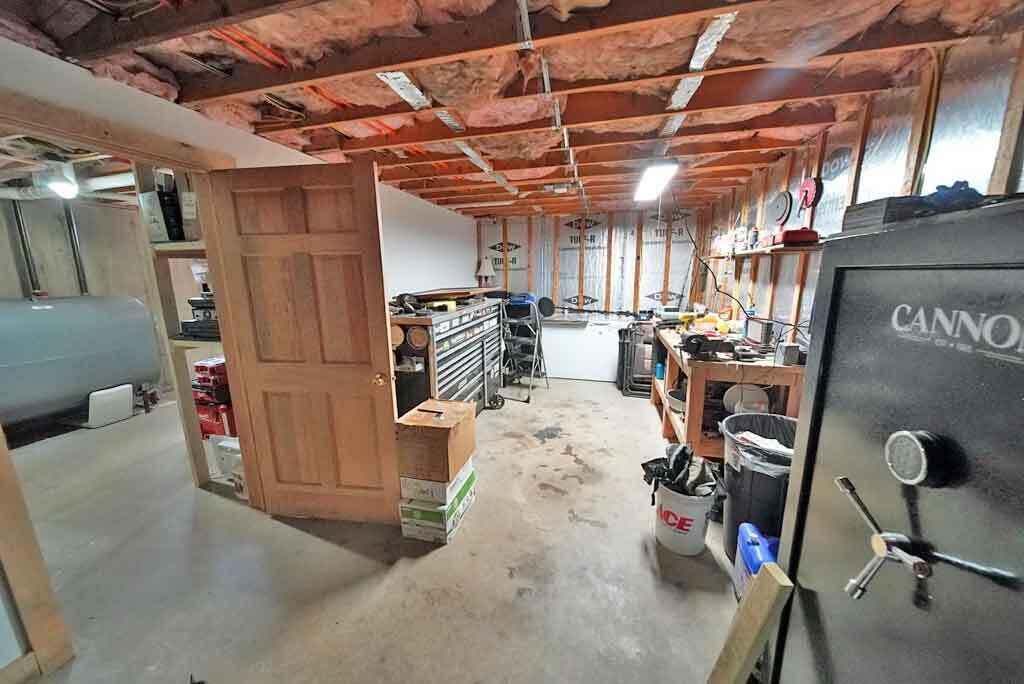 20 Hemore Road Houlton, ME 04730 - Photo 40 of 61 workshop-garage