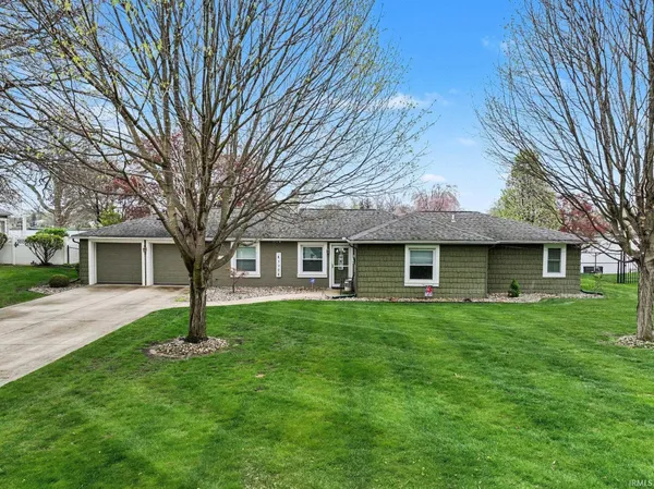 $598,400 | 1201 Greenleaf Boulevard, Elkhart, IN 46514