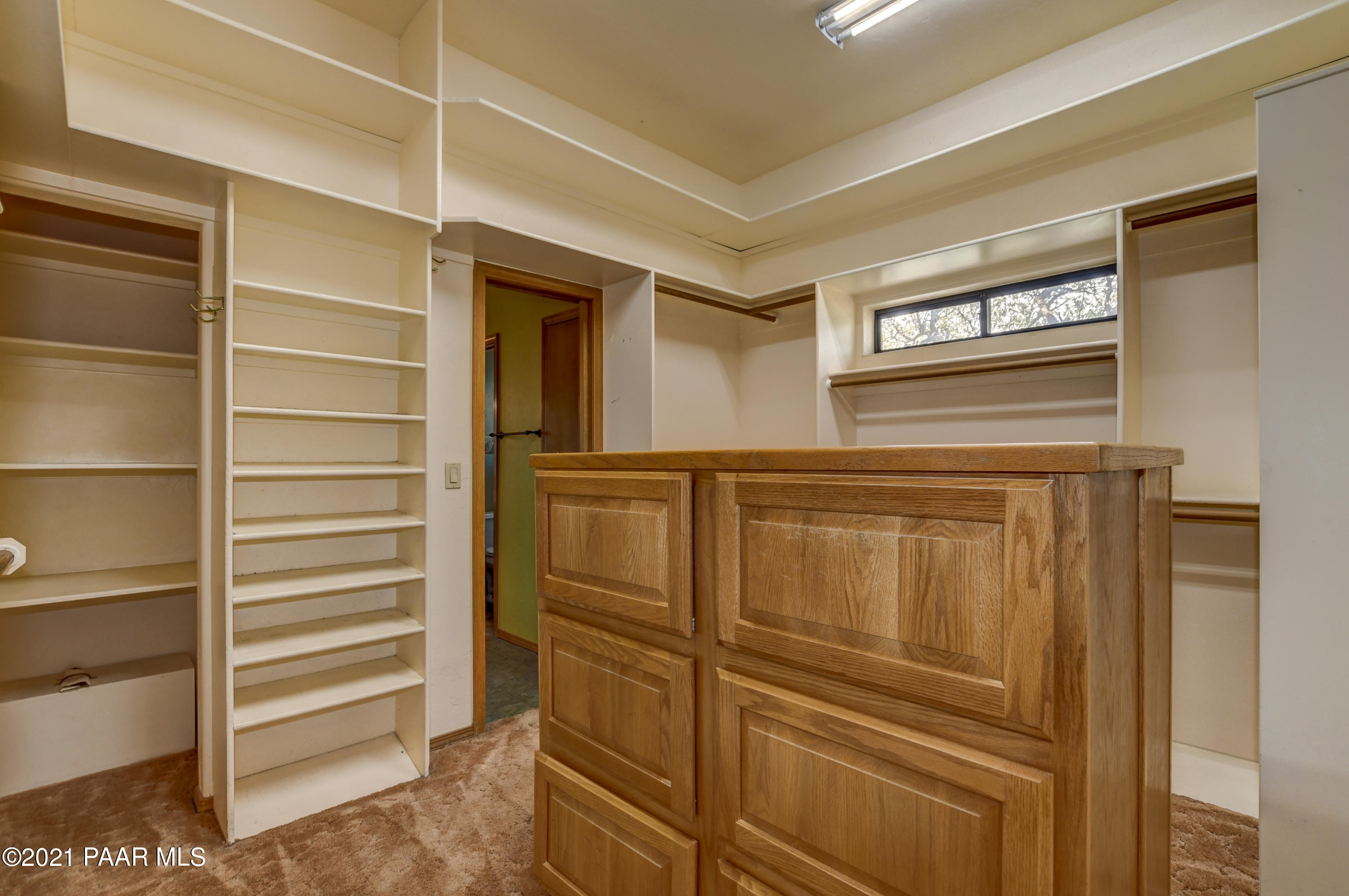 1040 Evergreen Road Prescott, AZ 86303 - Photo 18 of 39 Master Closet