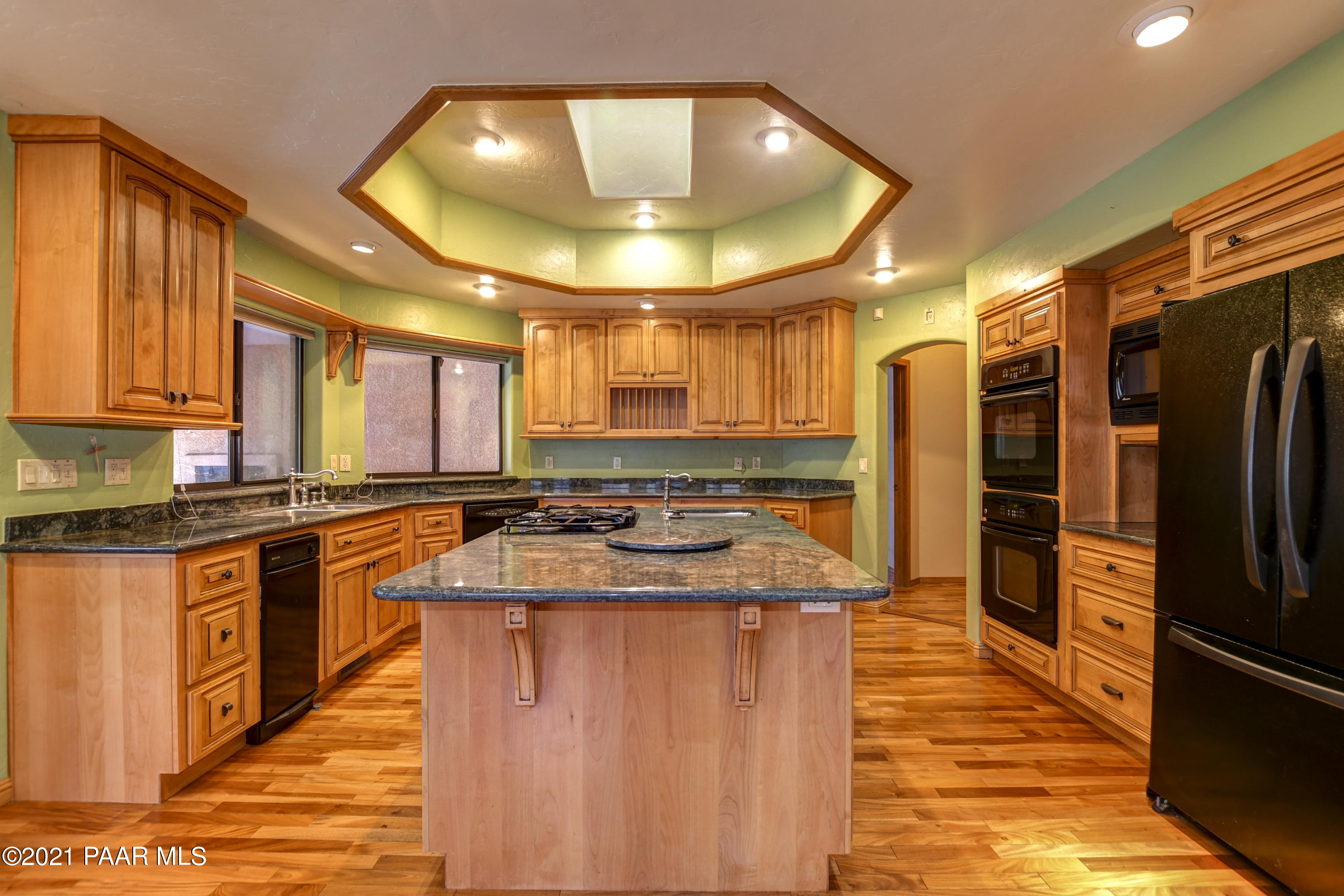 1040 Evergreen Road Prescott, AZ 86303 - Photo 10 of 39 Kitchen