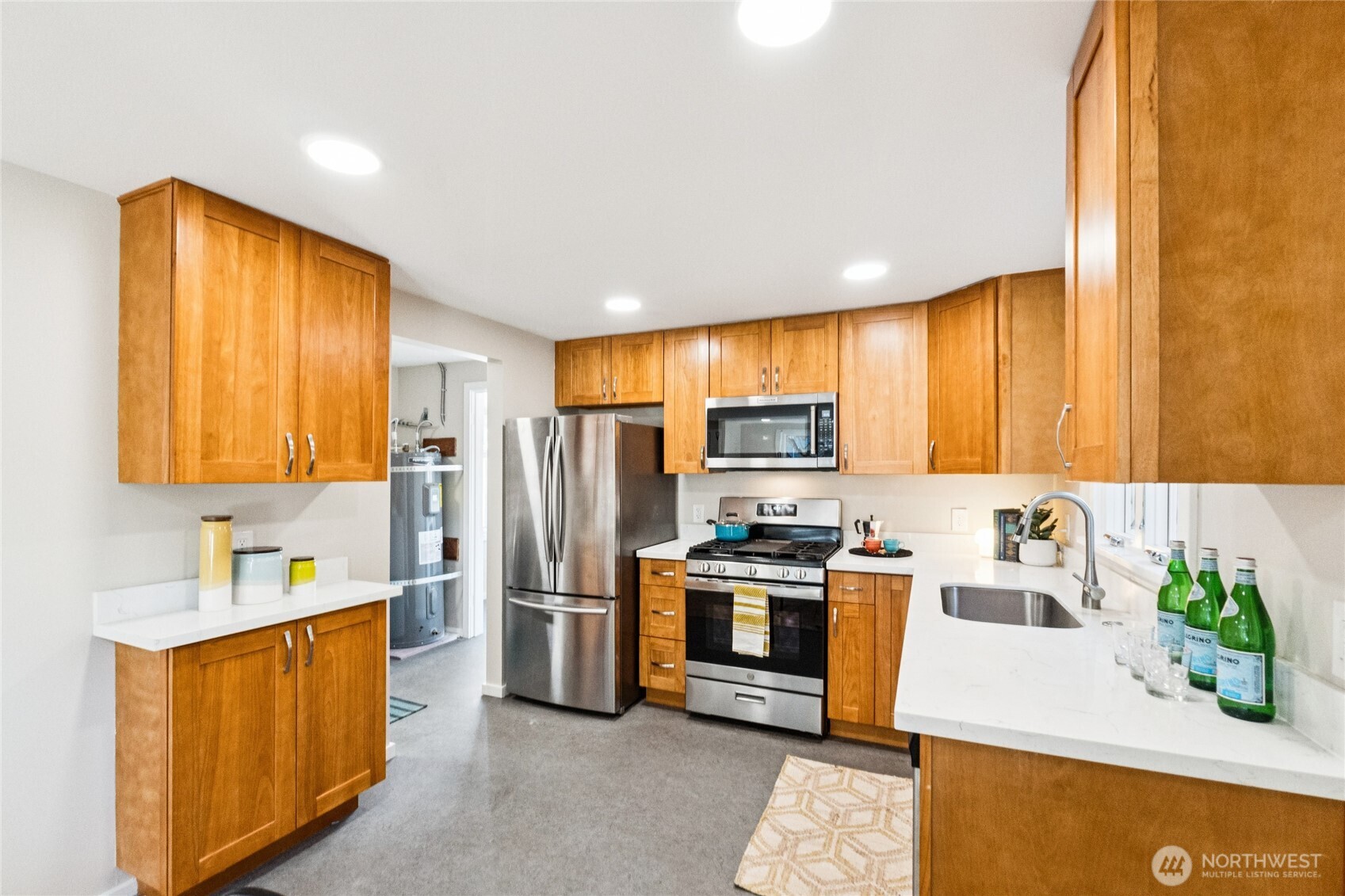 9059 3rd Avenue Northwest Seattle, WA 98117 - Photo 11 of 23