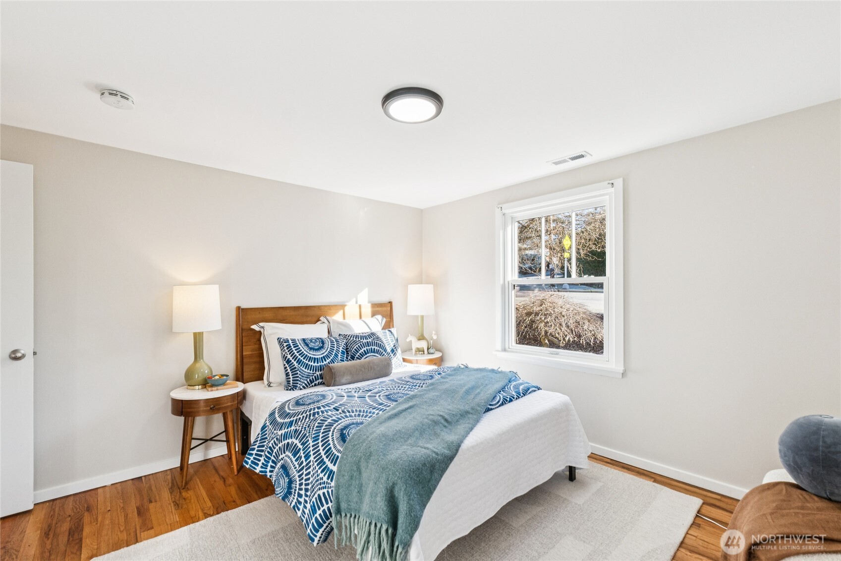 9059 3rd Avenue Northwest Seattle, WA 98117 - Photo 13 of 23