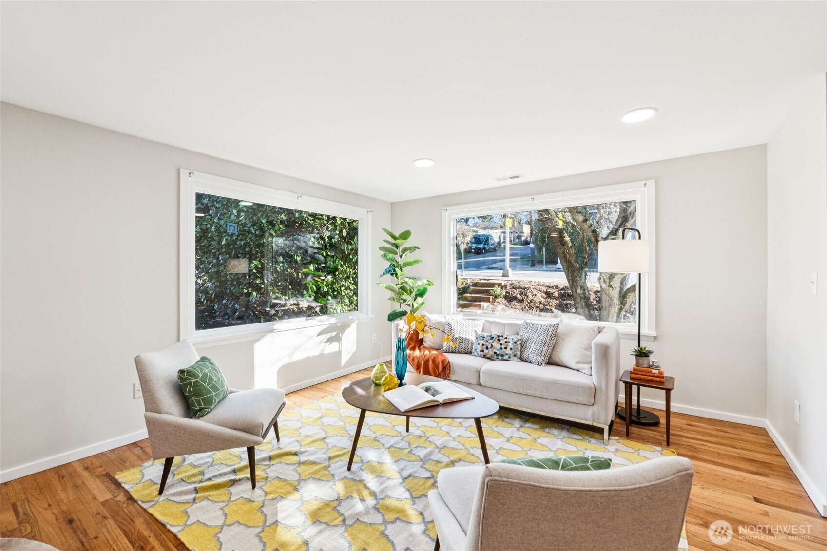 9059 3rd Avenue Northwest Seattle, WA 98117 - Photo 4 of 23