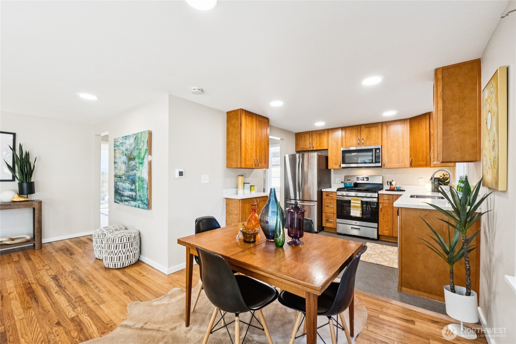 9059 3rd Avenue Northwest Seattle, WA 98117 - Photo 7 of 23