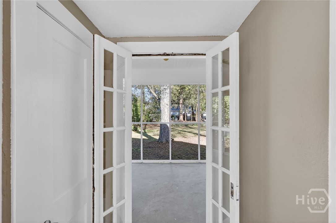 104 Burkhalter Street Pembroke, GA 31321 - Photo 8 of 47