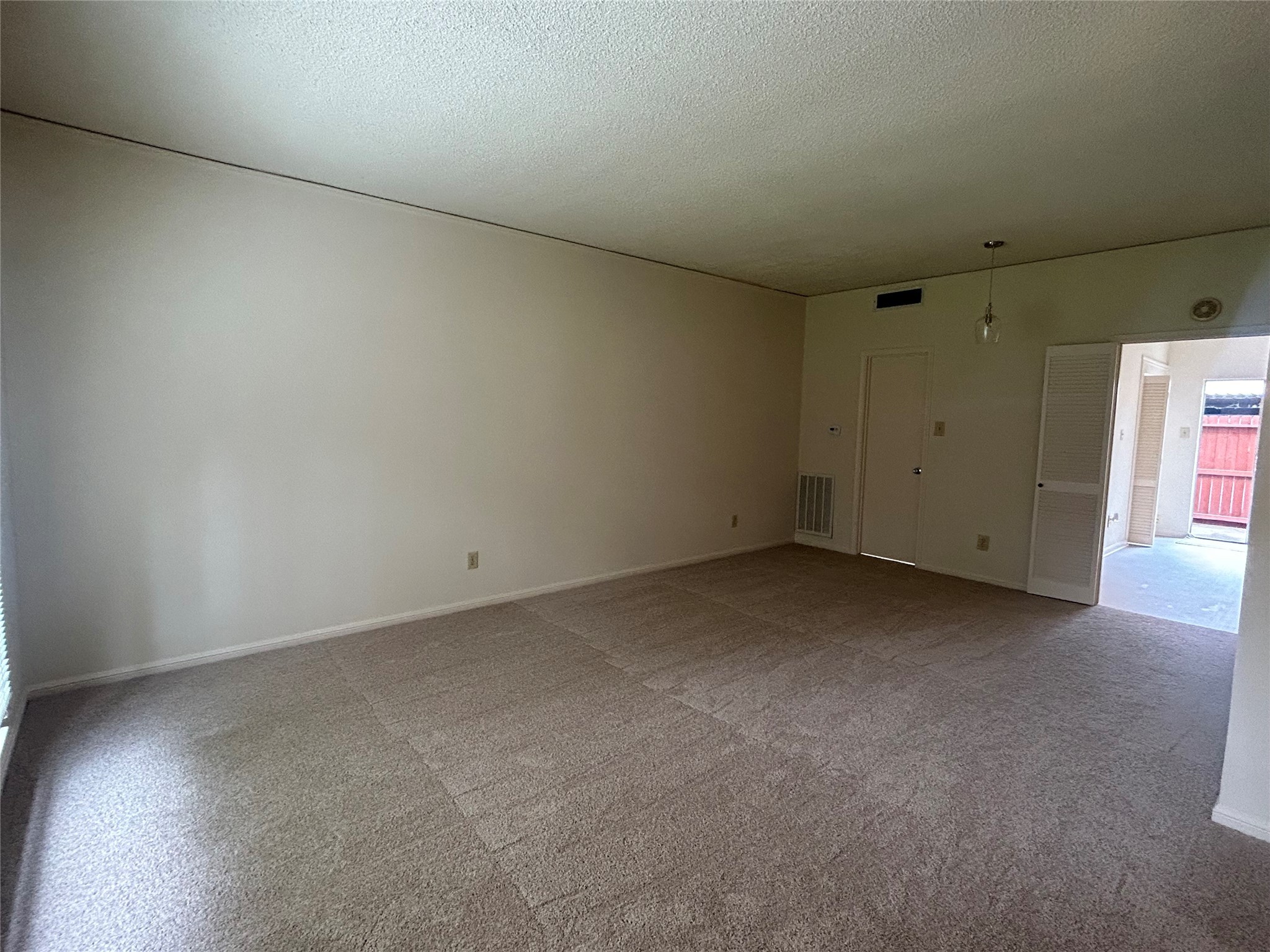 850 Threadneedle Street, Unit 71 Houston, TX 77079 - Photo 18 of 20
