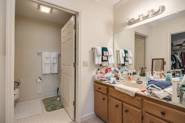 $365,000 | 816 Marquette Drive, Nashville, TN 37205