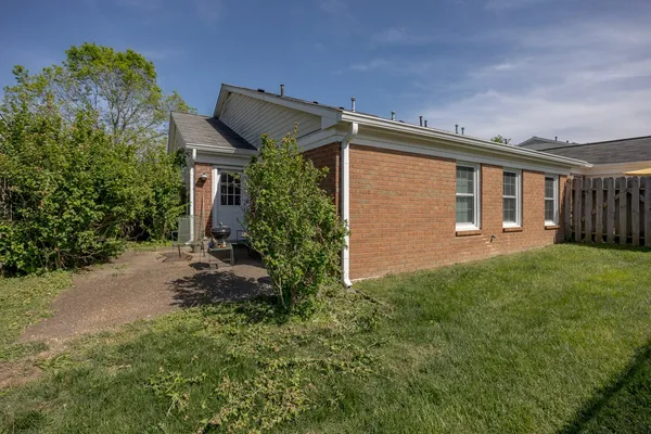 $365,000 | 816 Marquette Drive, Nashville, TN 37205
