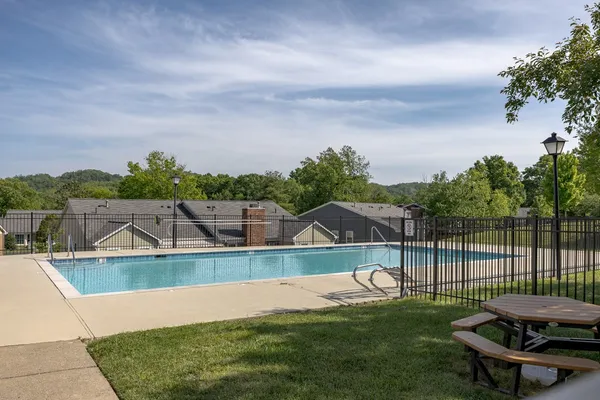 $365,000 | 816 Marquette Drive, Nashville, TN 37205