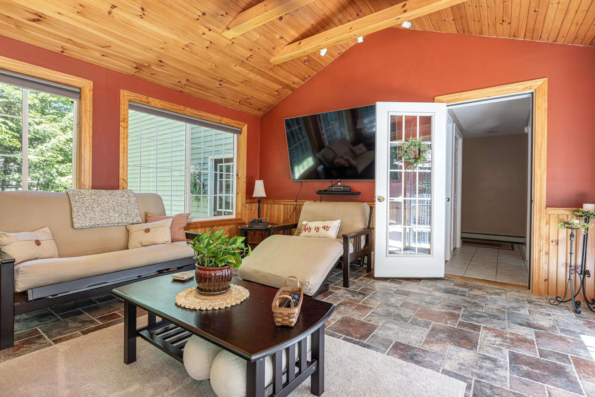 17 Busque Boulevard Standish, ME 04084 - Photo 20 of 40 06Sunroom-2