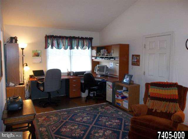 19069 Gemmill Road Stewartstown, PA 17363 - Photo 12 of 25 Gallery Image 12