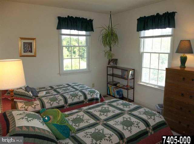 19069 Gemmill Road Stewartstown, PA 17363 - Photo 16 of 25 Gallery Image 16