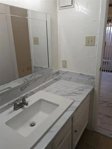 $1,875 | 1805 West Spring Creek Parkway, Unit GG2, Plano, TX 75023