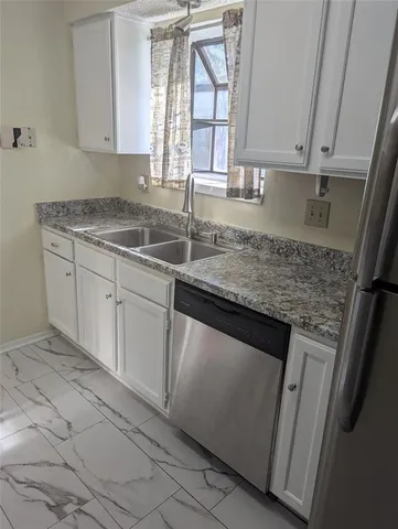 $1,875 | 1805 West Spring Creek Parkway, Unit GG2, Plano, TX 75023