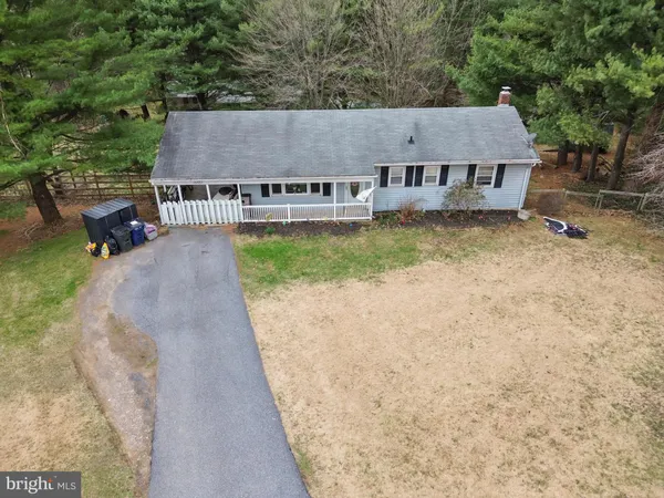 $400,000 | 3000 Breezewood Lane, Hampstead, MD 21074