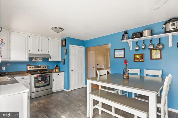 $400,000 | 3000 Breezewood Lane, Hampstead, MD 21074