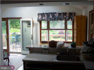 715 Violet Road Warminster, PA 18974 - Photo 6 of 6 Gallery Image 6