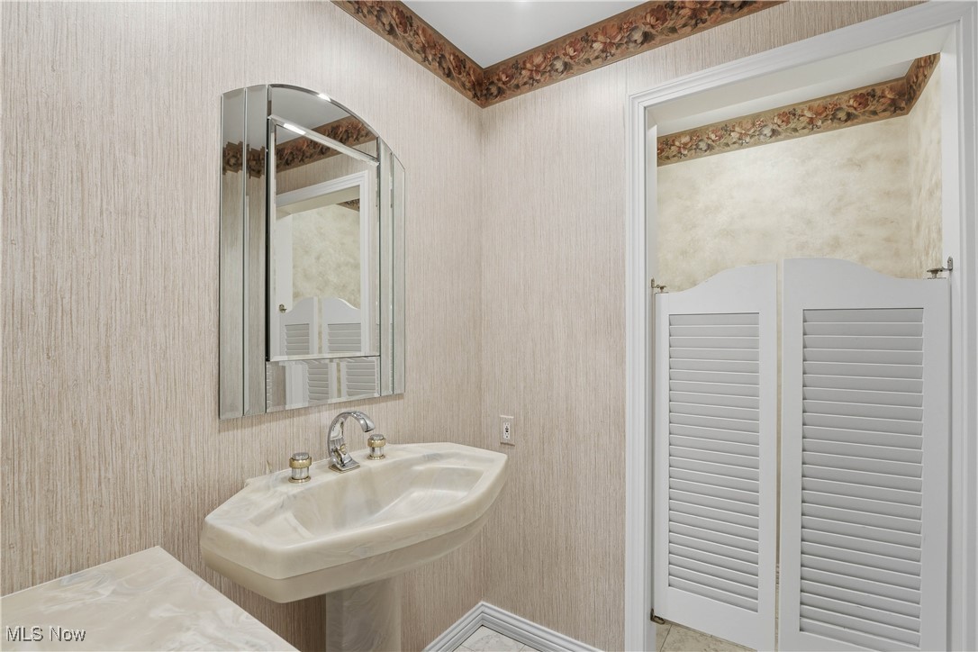 940 Knollwood Road Northwest Canton, OH 44708 - Photo 37 of 50 Gallery Image 37