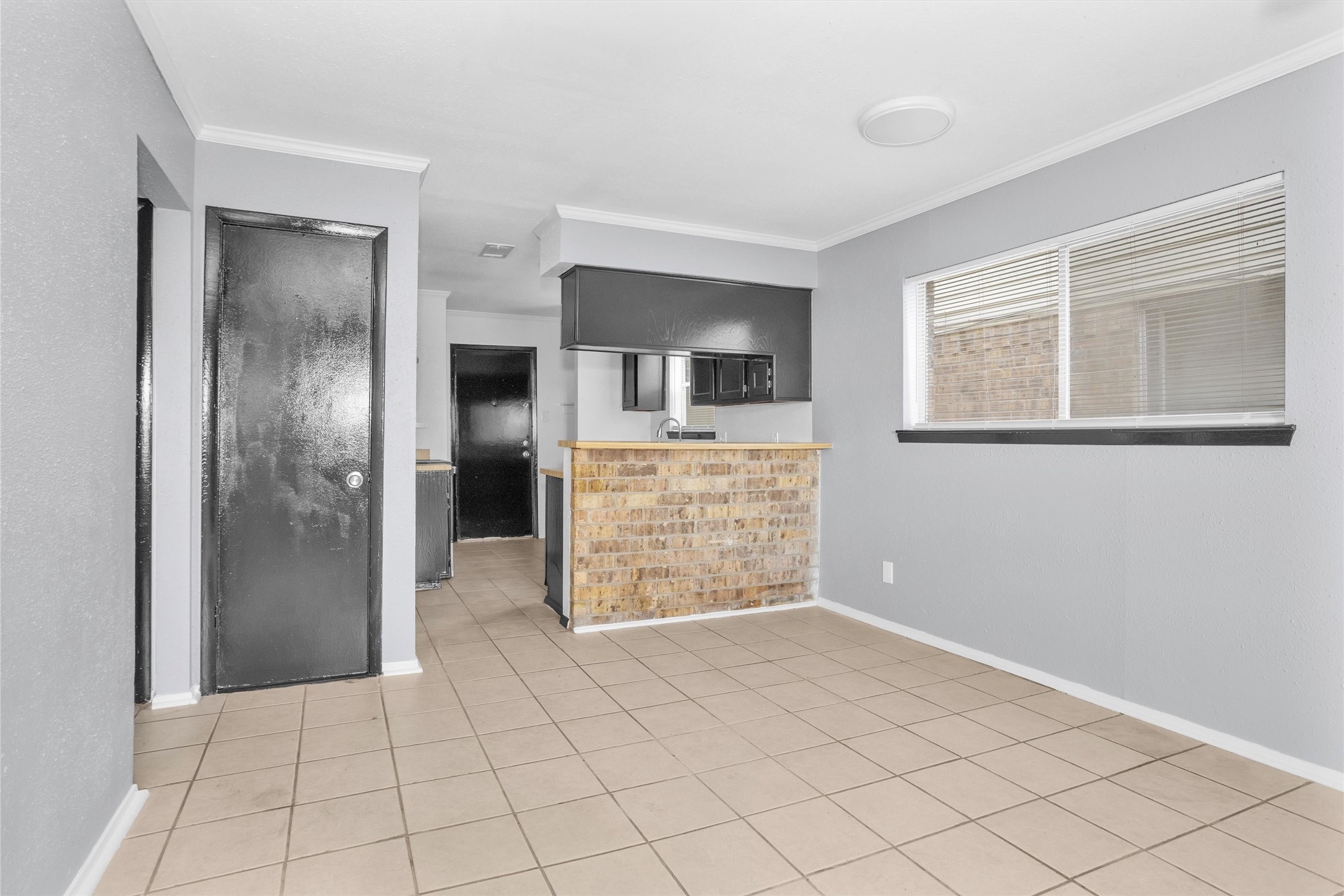 1035 Lovett Street, Unit 1035 Tomball, TX 77375 - Photo 4 of 14